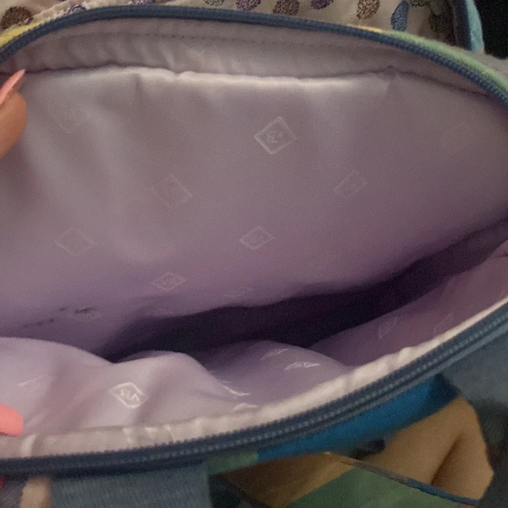 Vera Bradley backpack - Picture 4 of 9